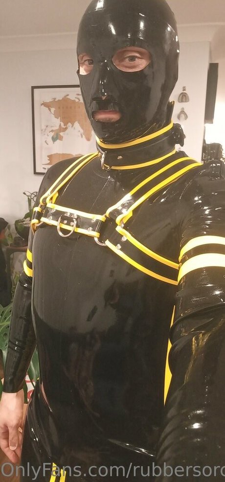 rubbersorcerer estrella porno archivo