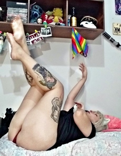 SassNessie estrella porno exclusiva galería