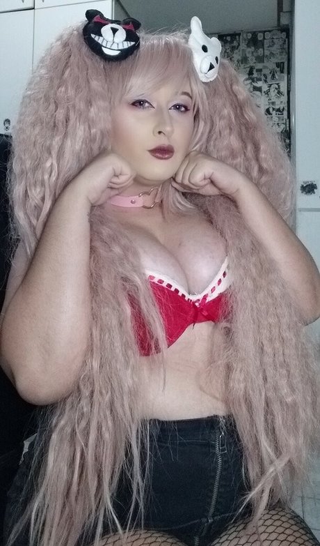 SassNessie desnudos de estrellas porno fotos