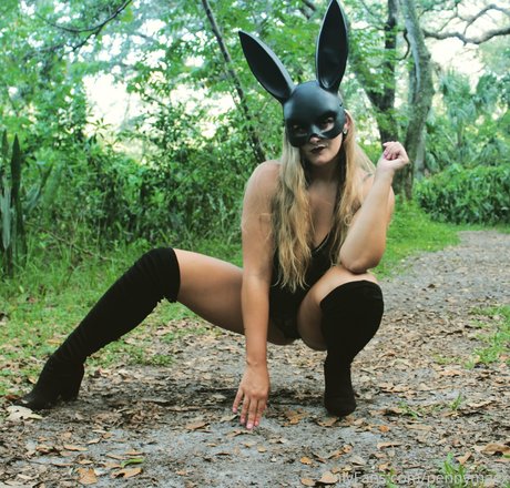 pennymaex modelo pornografico imagen