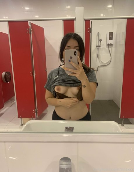 nilaxxx estrella porno erótica imágenes