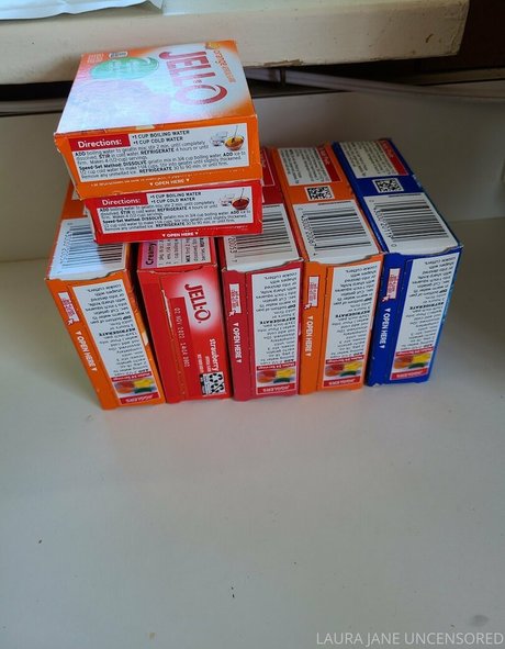 laurajaneuncensored modelo desnuda galerías