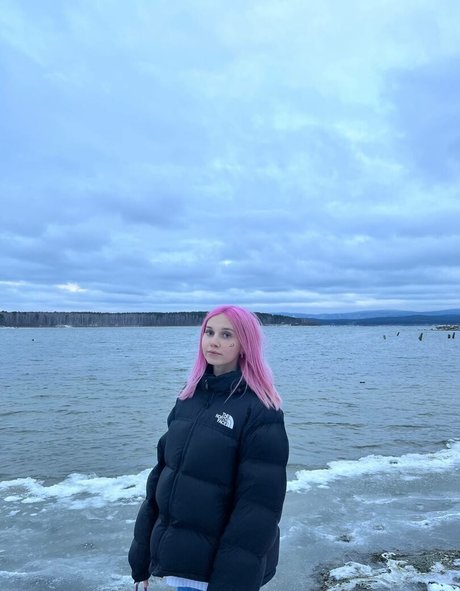 Kareyka mejor modelo imágenes