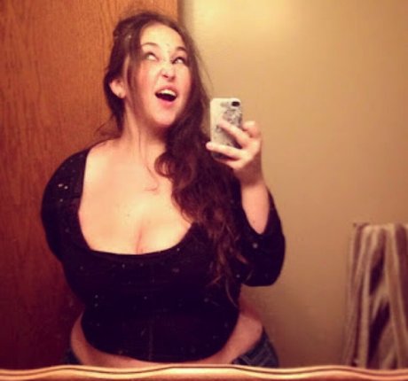 RainIsWet buena actriz foto