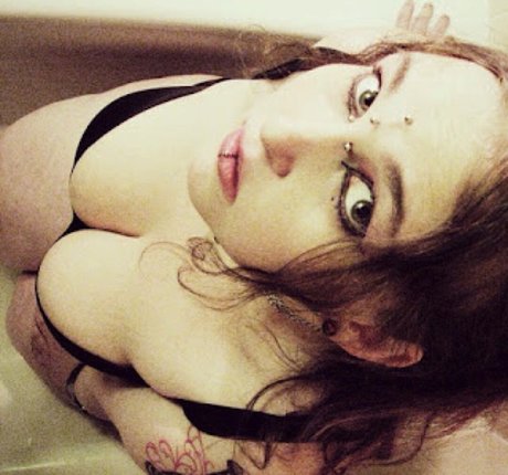 RainIsWet estrella porno agradable galerías