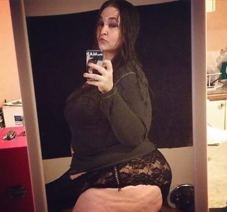 RainIsWet estrella pornografica imágenes