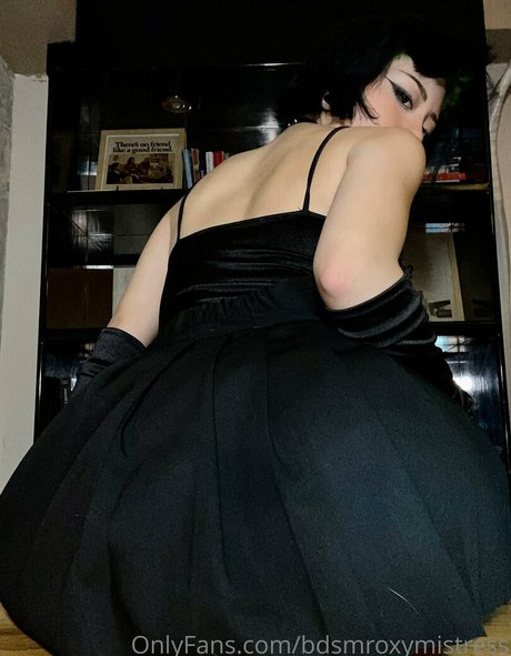 bdsmroxymistress estrella pornografica foto