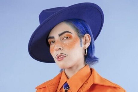 Dorian Electra star naked images
