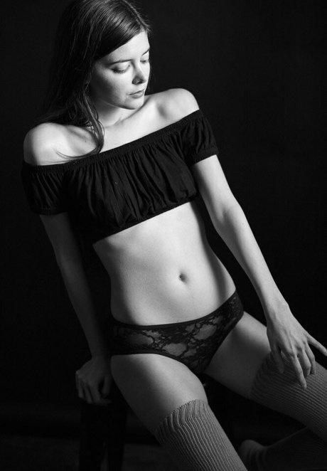 Jen Moon model nude archive