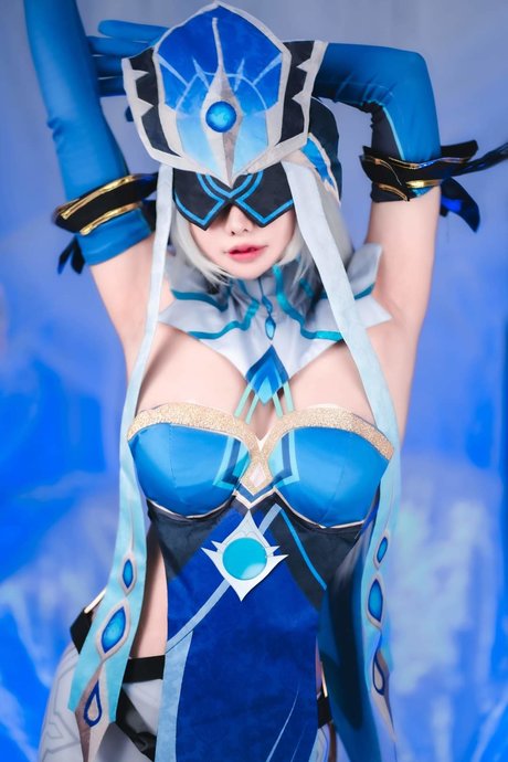 Meenfox star hot img
