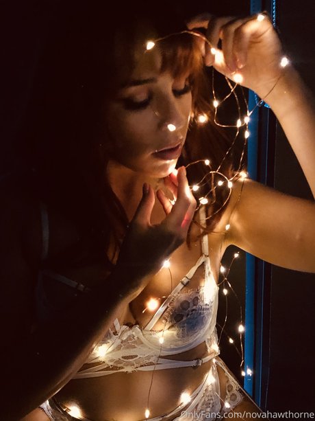Nova Hawthorne star nice photo
