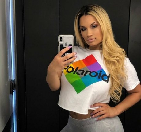 Jessica Kylie star hot photos