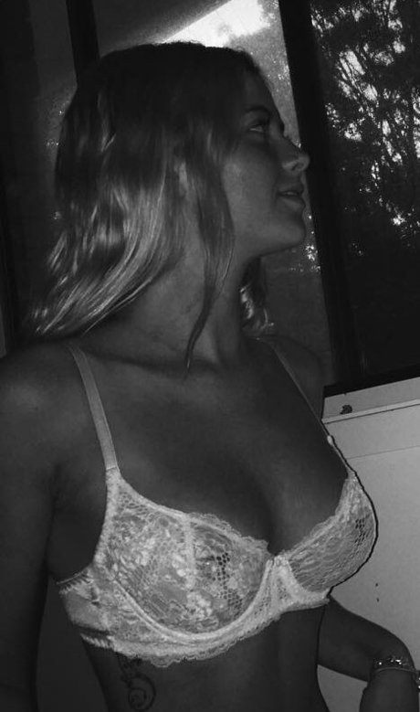 Amy Mason nude star pics
