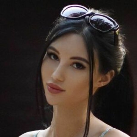 Anna Kostkowska sexy actress gallery