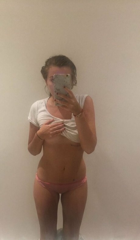 Fie Laursen star pornographic pictures