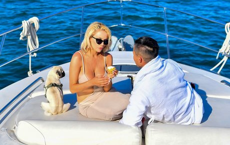 Courtney Stodden nudes actress photos