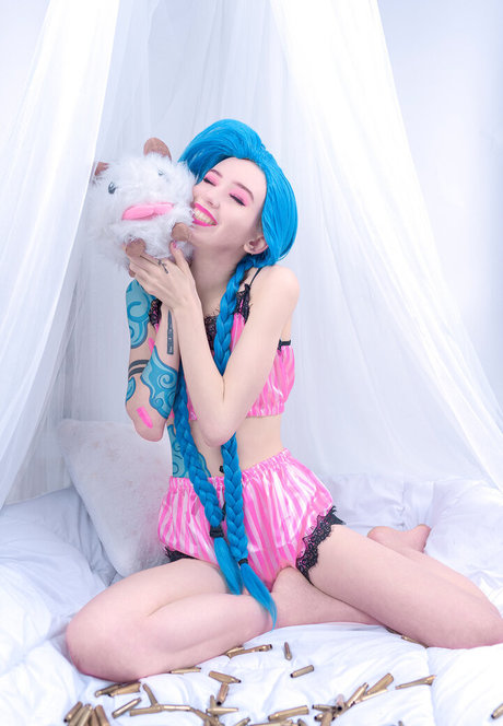 WhiteFox model sex photo