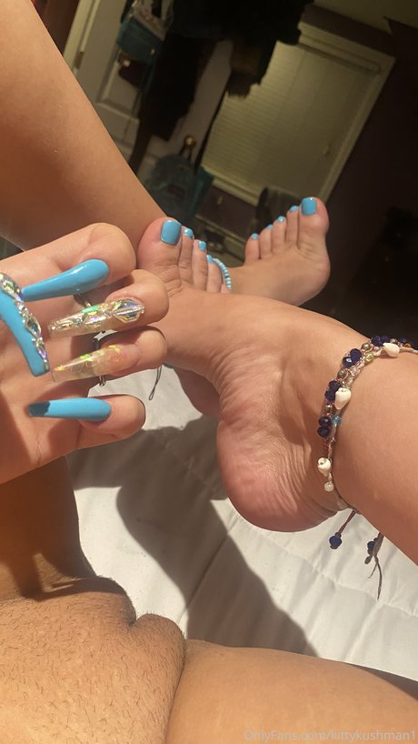outdoor nude onlyfans sexy pictures