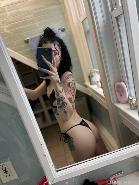 CreamQueen xxx pornstar pictures