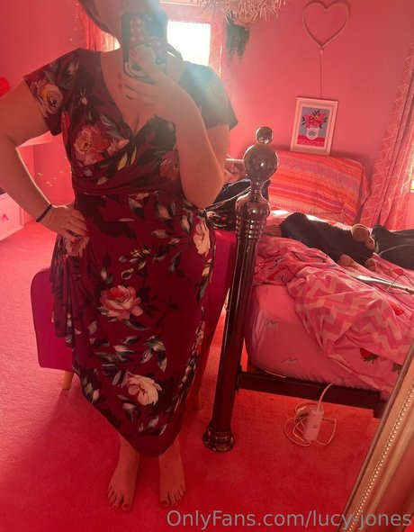 mature blonde onlyfans naked pic