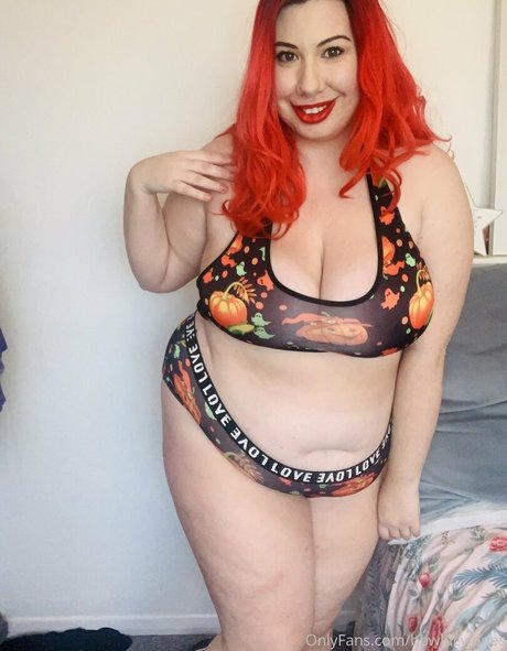 Lucy Jones star adult img
