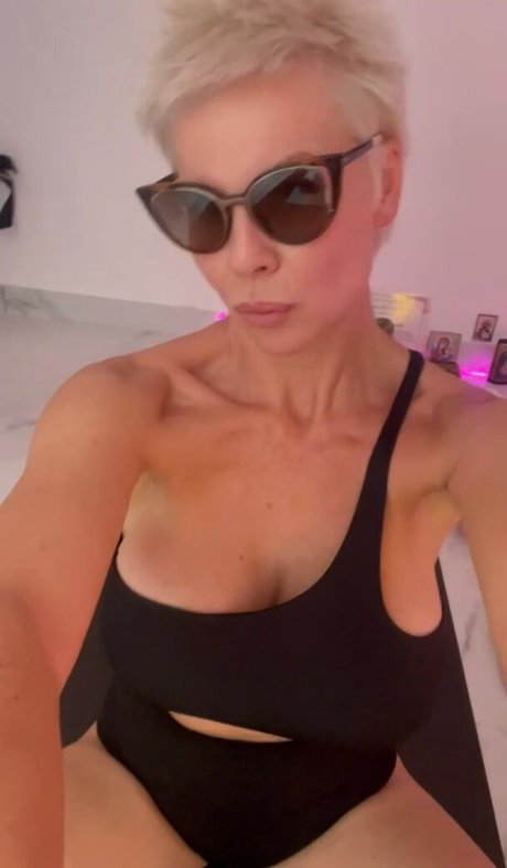 blonde muscle onlyfans free sex pic
