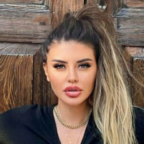 Ebru Polat pornstar nudes galleries