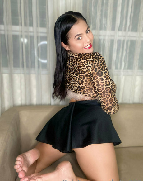 katty222 top profile image