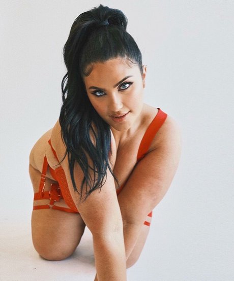 brookebarrows sex actress galleries