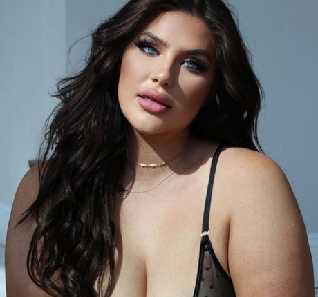 brookebarrows pretty actress images