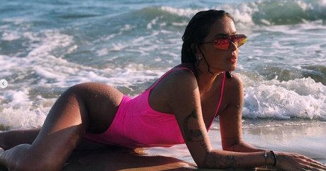 Karolina Meschino nudes actress pics