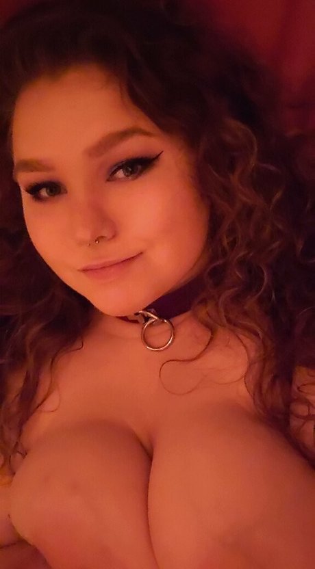MissMeriGould erotic model images
