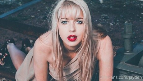 gfejayden art model picture