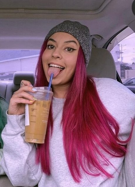 Larissa Cambusano star perfect pictures