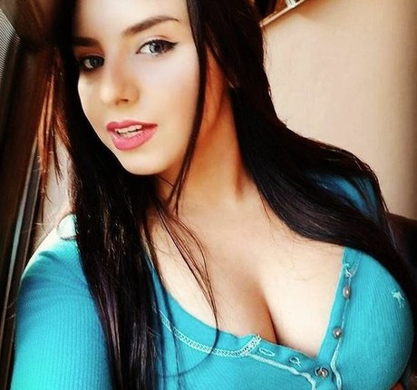 Herlinda Angel pretty star img