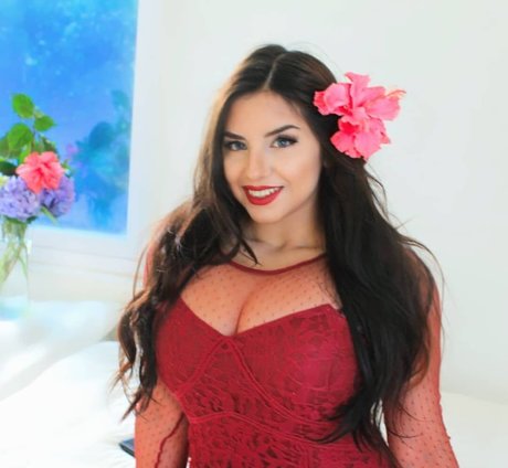 Herlinda Angel model naked pics