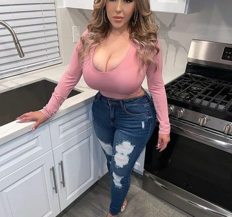 Lupe Ramos star pornographic photos