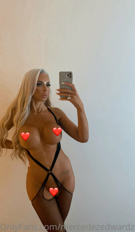 mercedezedwardzfree top profile image