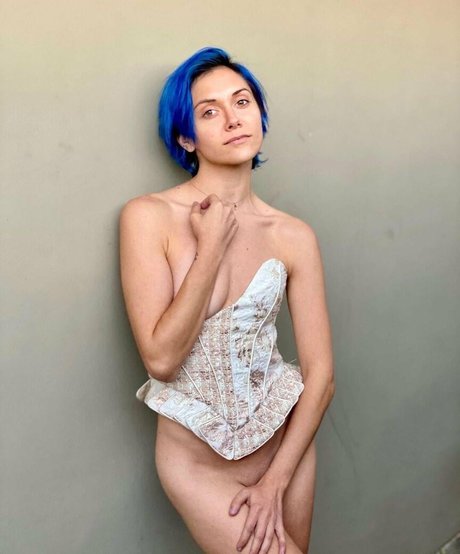 Alyson Stoner nude model archive