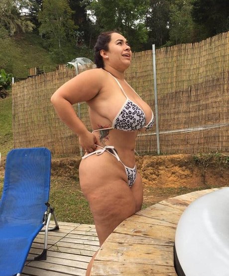 Erica Blaalz star nude picture