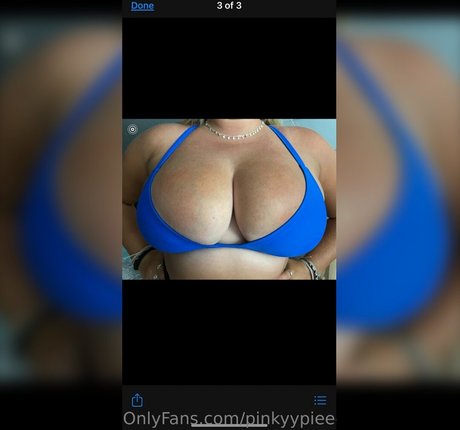 Pinkyypieee model pornographic photo