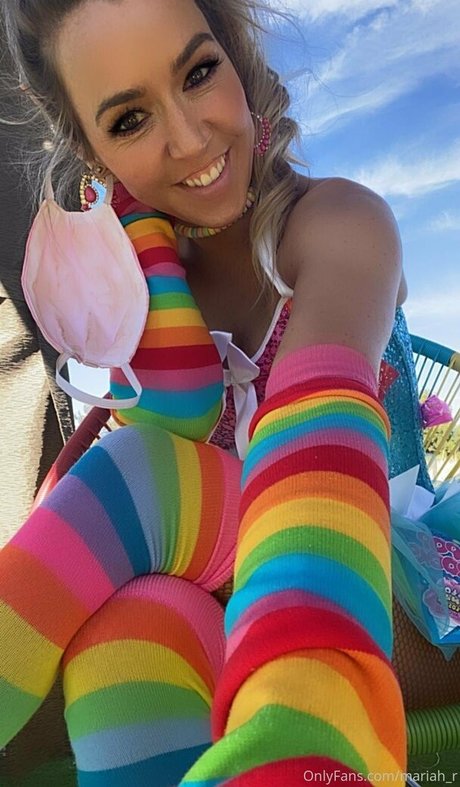 mariah r beautiful star image