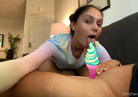 arianamarie perfect actress image