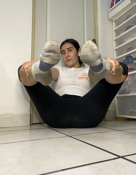 angelagoddess model naked picture