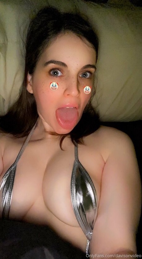 davisonvideo model free pics