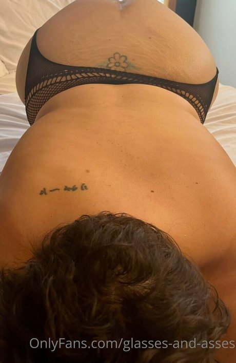 asian lesbians onlyfans art naked pics