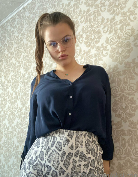 oksi top pornstar free picture