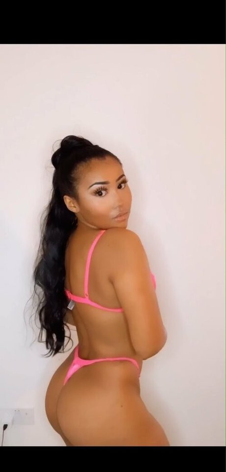coco cooper adult model pic