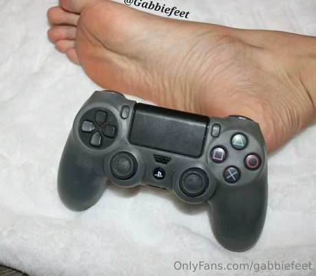 gabbiefeet high quality model pic