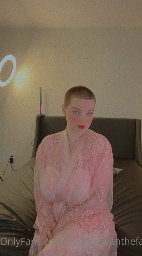 Dancingwiththefae nude model photo